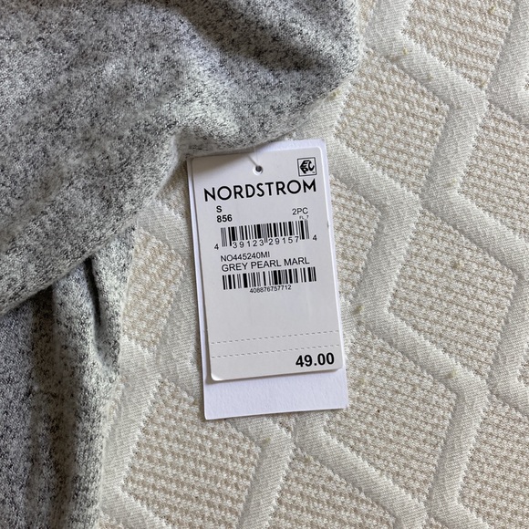 Nordstrom grey marbled long sleeve button down pajama top. White trim, new - Picture 4 of 8